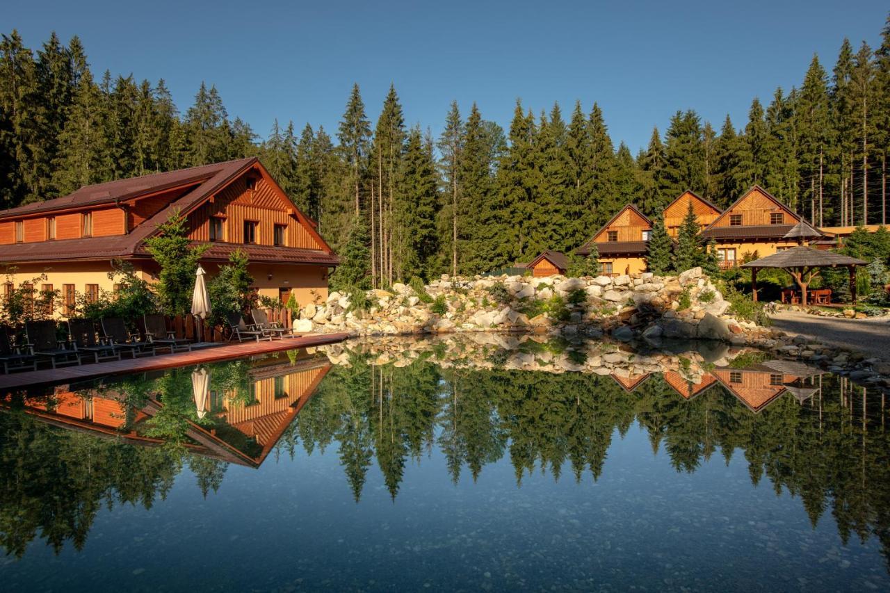 Wellness Hotel Ondrasuv Dvur Bila  Exteriör bild