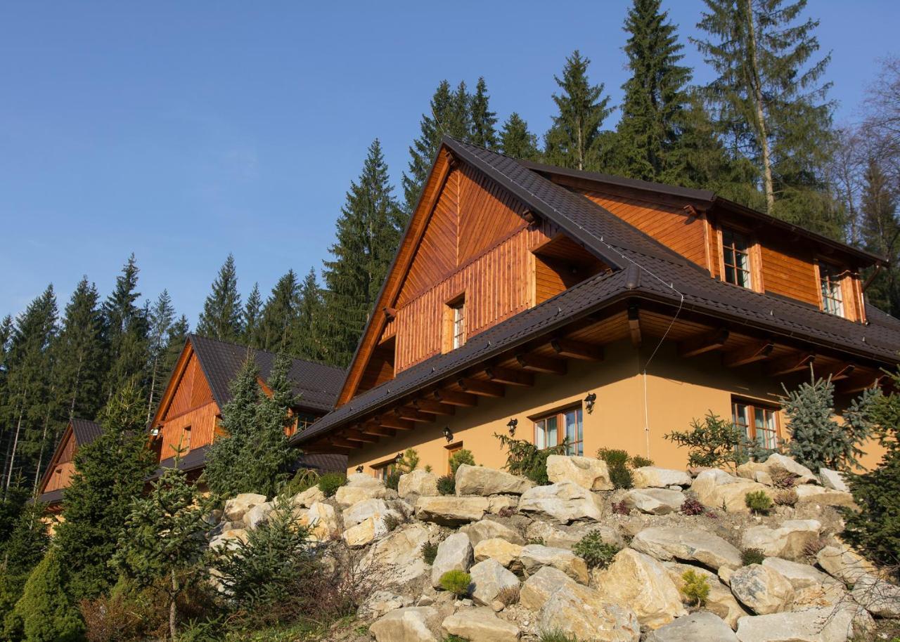 Wellness Hotel Ondrasuv Dvur Bila  Exteriör bild