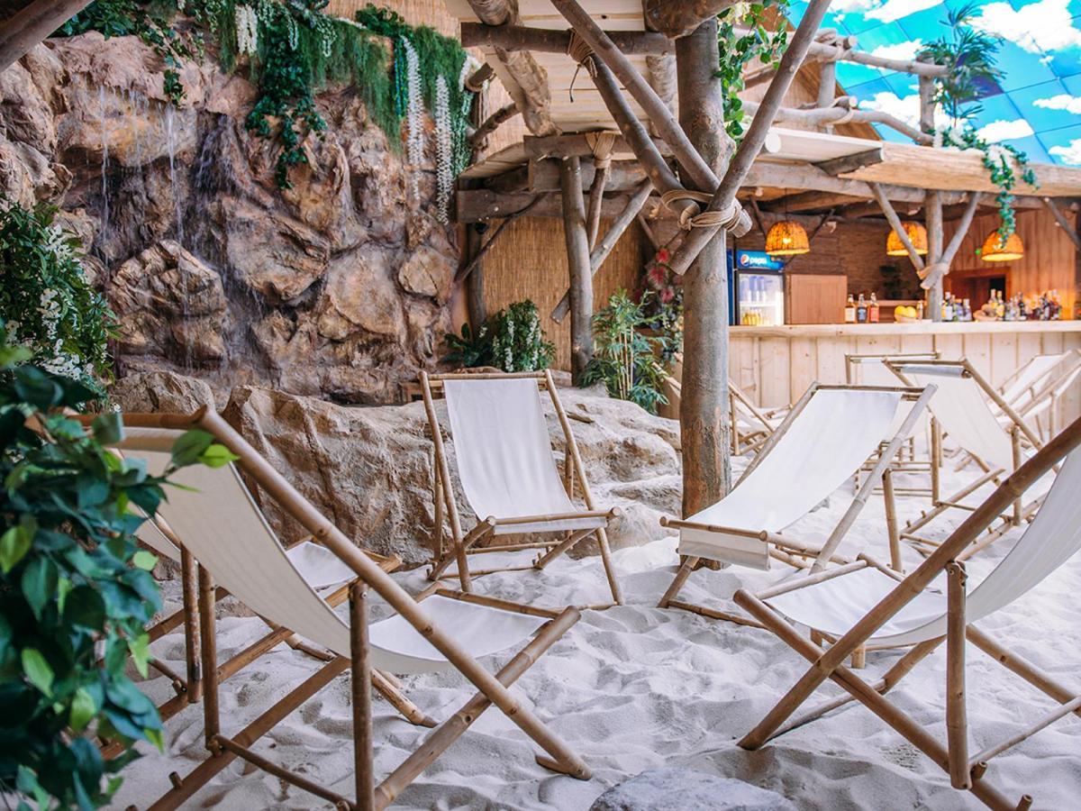 Wellness Hotel Ondrasuv Dvur Bila  Exteriör bild